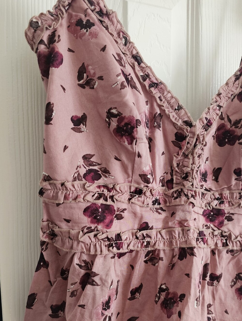 Floral Ruffle Tank Top - Picture 2 of 4